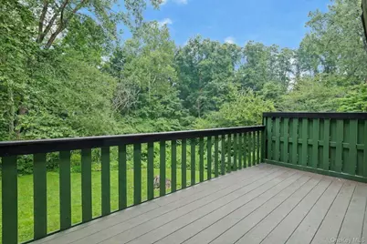 121 Coachlight Square, Montrose, NY 10548 - Photo 8