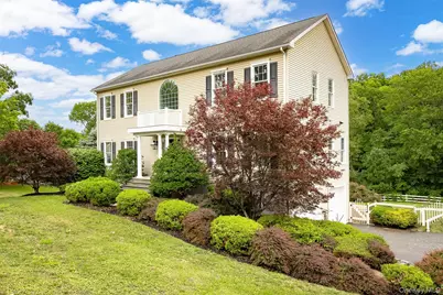 7 Fox Run, Wappingers Falls, NY 12590 - Photo 2