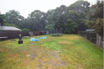 143 Meadowmere Avenue, Mastic, NY 11950 - Photo 16