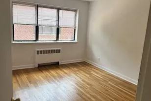 33 Van Wart Ave, White Plains, NY 10606 - Photo 6