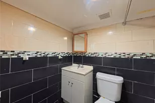 4210 Edson Ave, Bronx, NY 10466 - Photo 14