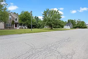 43 Regency Dr, Poughkeepsie, NY 12603 - Photo 32