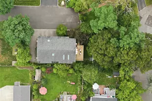 3 Finnin Pl, Bayville, NY 11709 - Photo 18