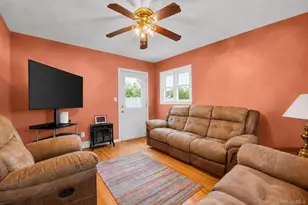 63 Lincoln Blvd, Bethpage, NY 11714 - Photo 6