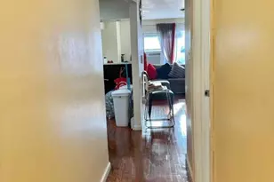 149-83 254th St, Rosedale, NY 11422 - Photo 4