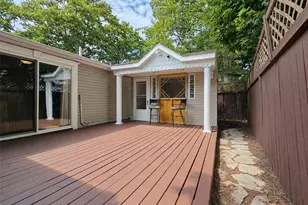 241 Terry Blvd, Holbrook, NY 11741 - Photo 22