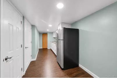 712 Edison Avenue, Bronx, NY 10465 - Photo 26