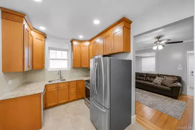 712 Edison Avenue, Bronx, NY 10465 - Photo 12