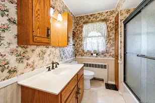 112 Lawrence Ave, Smithtown, NY 11787 - Photo 12