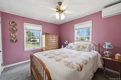 112 Lawrence Avenue, Smithtown, NY 11787 - Photo 8