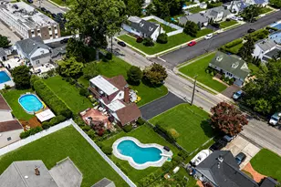 112 Lawrence Ave, Smithtown, NY 11787 - Photo 36