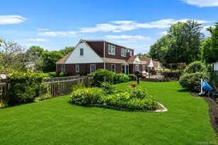 112 Lawrence Ave, Smithtown, NY 11787 - Photo 26