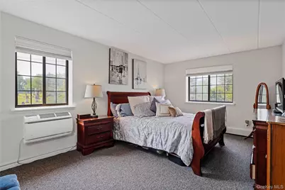 71-49 Metropolitan Avenue #2-F, Middle Village, NY 11379 - Photo 6
