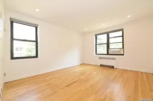 1 Maple Dr, Great Neck, NY 11021 - Photo 12
