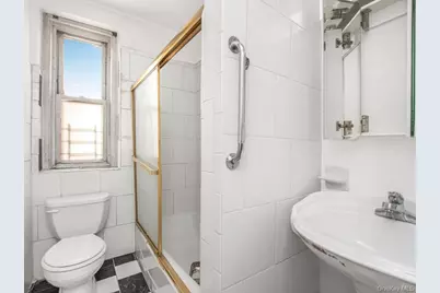 2081 Cruger Avenue #4C, Bronx, NY 10462 - Photo 10