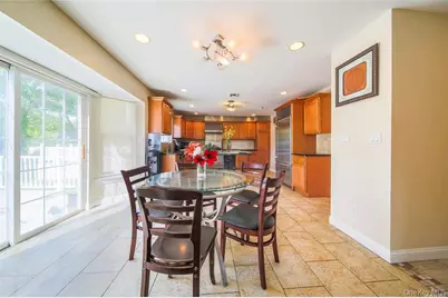 66 Maple Street #A, Roslyn Heights, NY 11577 - Photo 10