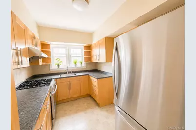 8018 217th, Hollis, NY 11427 - Photo 6