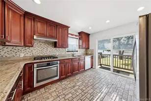65 Peconic St, Selden, NY 11784 - Photo 6