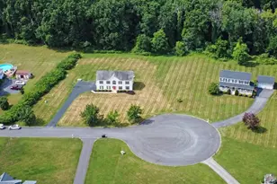 71 Dellwood Ct, Westtown, NY 10998 - Photo 4