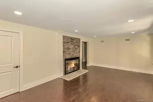 10 Laurel Cove Rd, Oyster Bay, NY 11771 - Photo 24