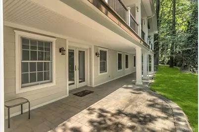 10 Laurel Cove Road, Oyster Bay, NY 11771 - Photo 32