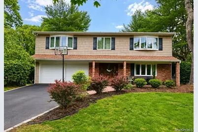 68 Butterfield Drive, Greenlawn, NY 11740 - Photo 4
