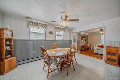 426 N 4th Street, Lindenhurst, NY 11757 - Photo 16