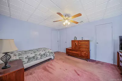 426 N 4th Street, Lindenhurst, NY 11757 - Photo 22