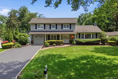 26 Lorijean Lane, East Northport, NY 11731 - Photo 2