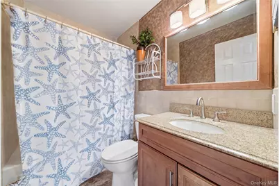 17 Mohawk Place, Massapequa, NY 11758 - Photo 22