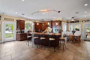 23 Country View Ln, East Islip, NY 11730 - Photo 6