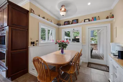23 Country View Lane, East Islip, NY 11730 - Photo 8