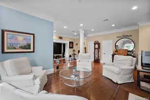 23 Country View Ln, East Islip, NY 11730 - Photo 4