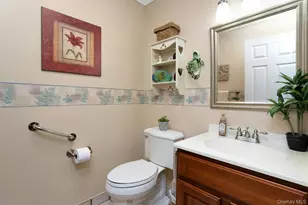 114 Ridgeview Ln, Yorktown Heights, NY 10598 - Photo 10