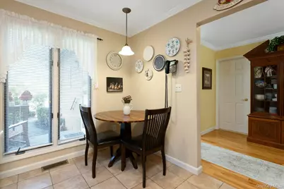 114 Ridgeview Lane #114, Yorktown Heights, NY 10598 - Photo 4