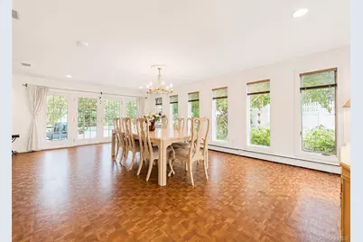 4 Royal Oak Court, Holbrook, NY 11741 - Photo 12
