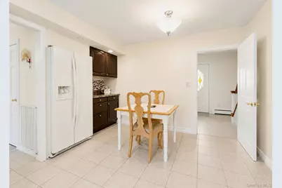 4 Royal Oak Court, Holbrook, NY 11741 - Photo 18