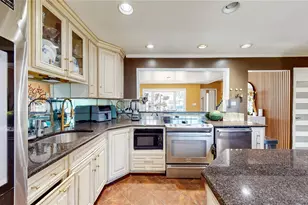510 11th St, West Babylon, NY 11704 - Photo 10