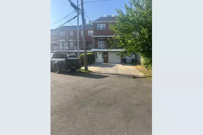 25023 88th Road #2R, Bellerose, NY 11426 - Photo 2
