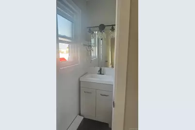 25023 88th Road #2R, Bellerose, NY 11426 - Photo 10
