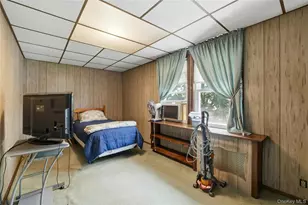 190 Madison Ave, Oceanside, NY 11572 - Photo 10