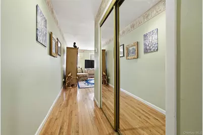 8 Penn Drive, Dix Hills, NY 11746 - Photo 18