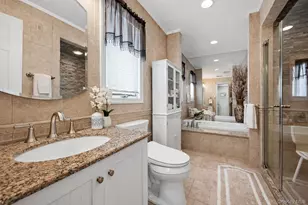8 Penn Dr, Dix Hills, NY 11746 - Photo 20
