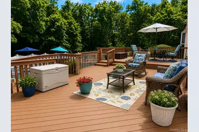 8 Penn Drive, Dix Hills, NY 11746 - Photo 34