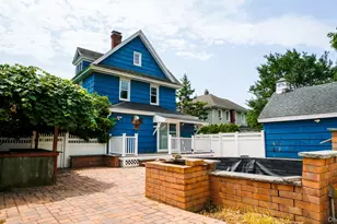 14 Easton St, Lindenhurst, NY 11757 - Photo 12