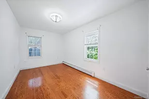 119-27 191st St, Saint Albans, NY 11412 - Photo 8