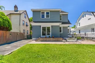 1072 Hunter Ave, Pelham, NY 10803 - Photo 32