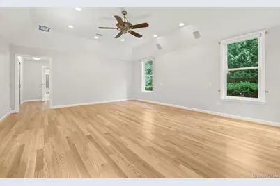 44 Beach Road, Ossining, NY 10562 - Photo 14