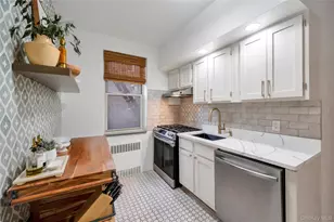 63-61 99th St, Rego Park, NY 11374 - Photo 14