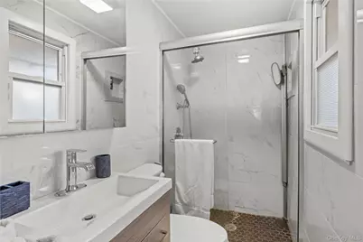 519 Nassau Avenue, Freeport, NY 11520 - Photo 18